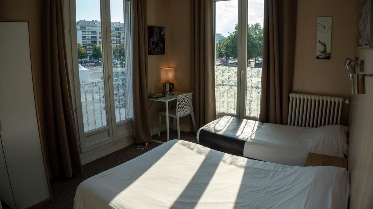 Hotel De l'Univers Caen Buitenkant foto